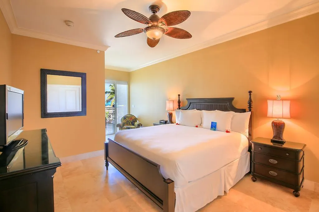 Hotel Windsong On The Reef Grace Bay Resort