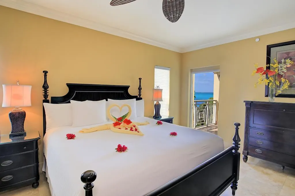 Hotel Windsong On The Reef Grace Bay 4*,
